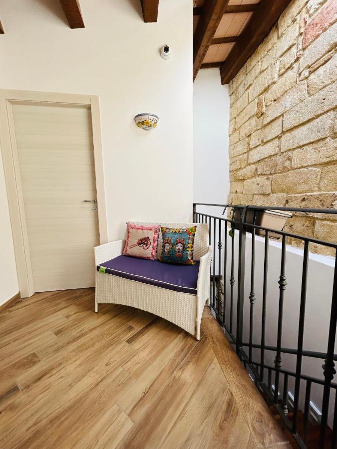 B&B Cinisi Vacanze 2.0 Exterior foto