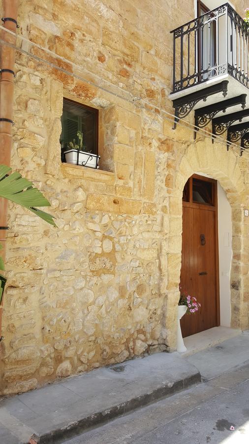 B&B Cinisi Vacanze 2.0 Exterior foto
