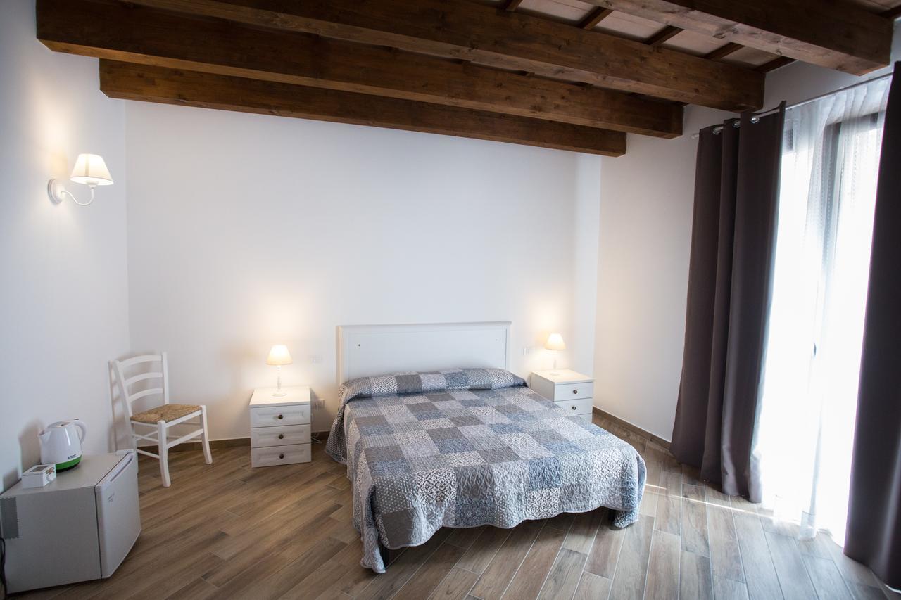 B&B Cinisi Vacanze 2.0 Exterior foto